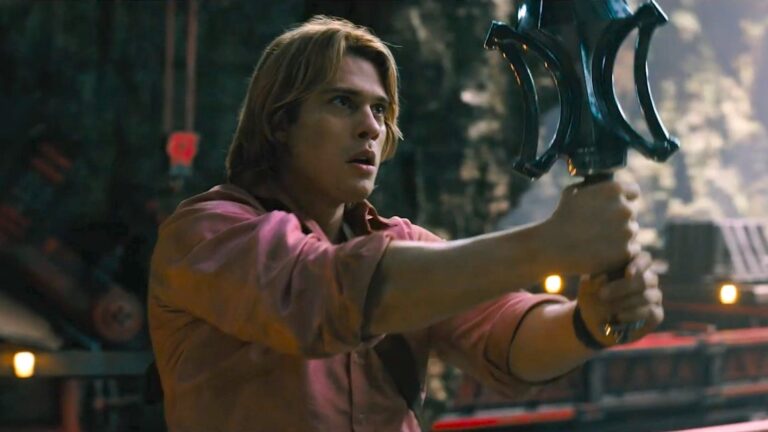 Masters of the Universe trailer teases He-Man, Battle Cat, and more